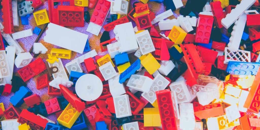 A colorful pile of legos
