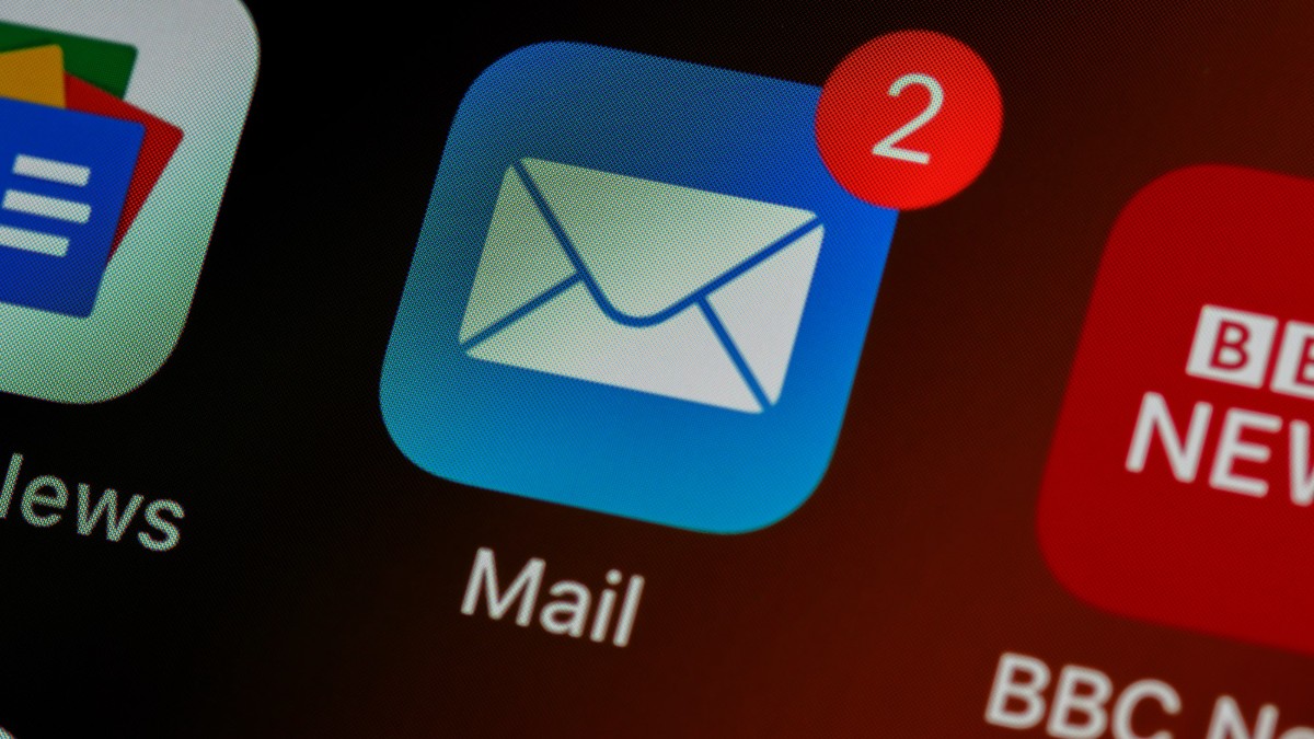 An email icon showing two unread messages.